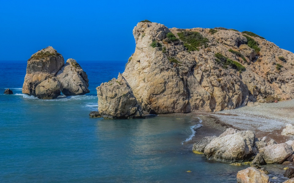 Aphroditefelsen Petra tou Romiou im Urlaub auf Zypern entdecken